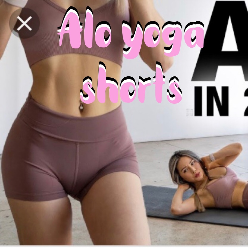 Dusty pink alo yoga shorts (as seen on Chloe Ting)